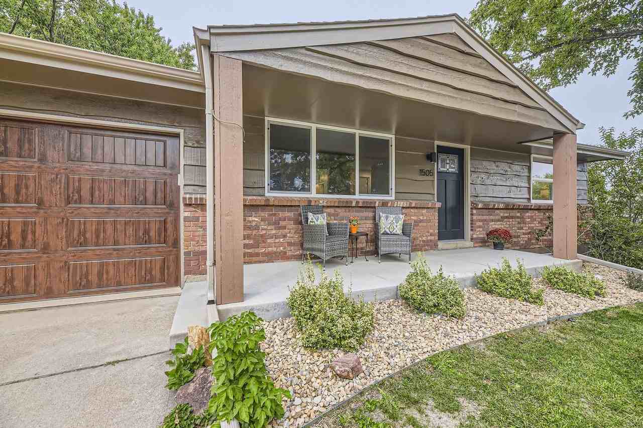 1505 Findlay Way - Photo 2 of 28