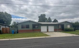 1382 Bancroft Ave - Photo 1 of 1