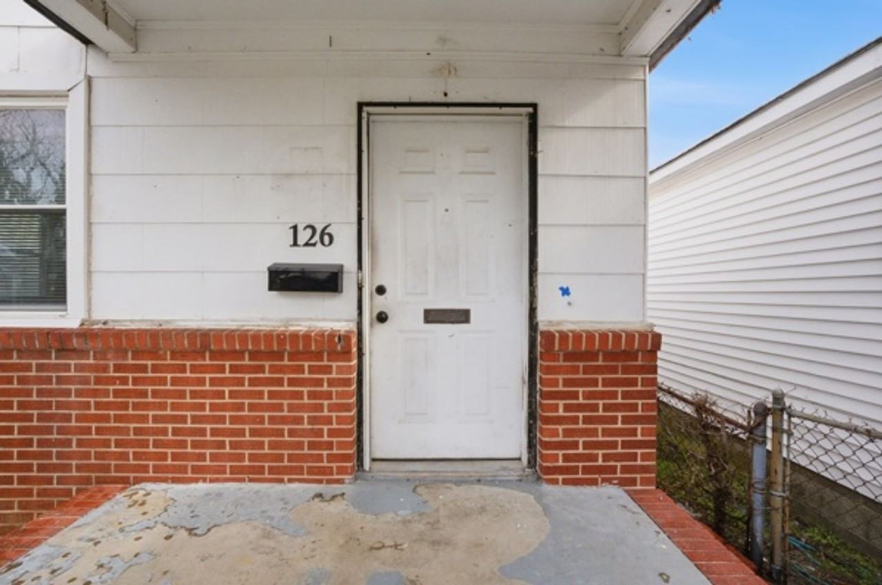126 Ash Ave - Photo 4 of 18