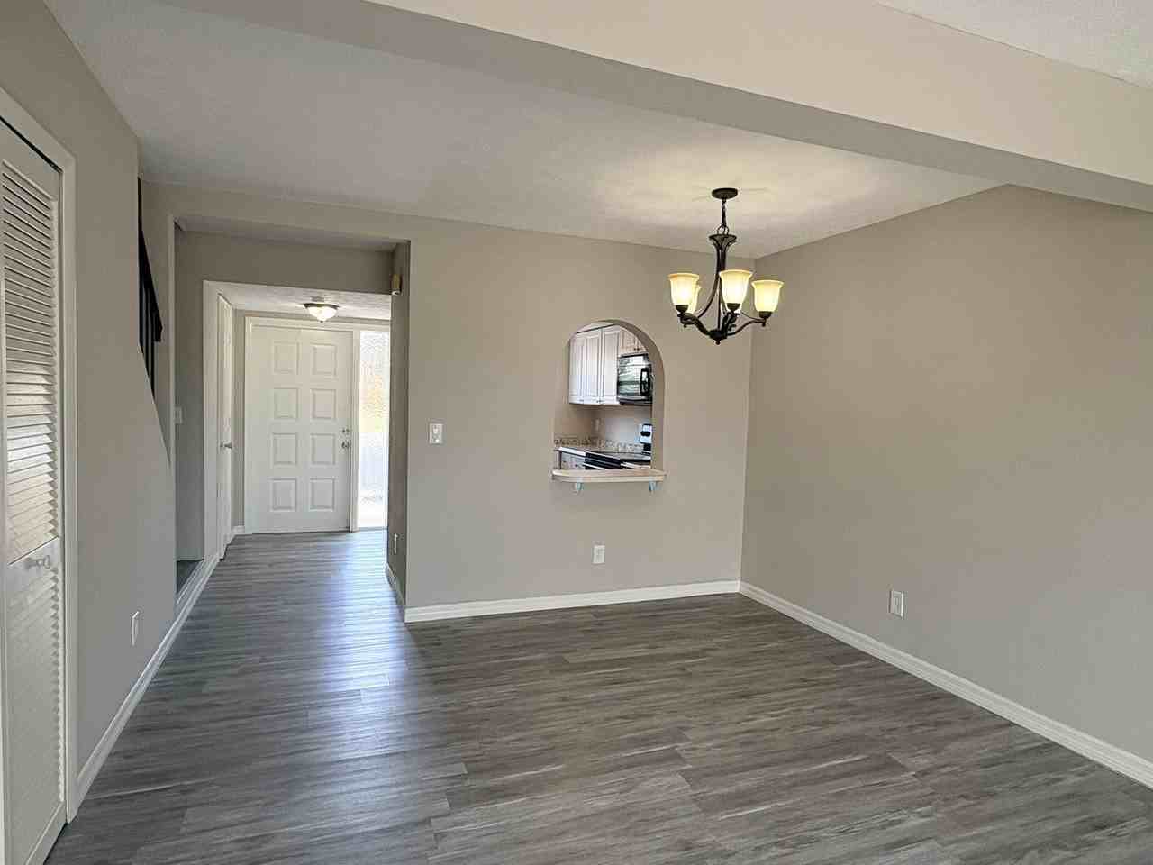 1123 Sw 48th Ter - Photo 5 of 16
