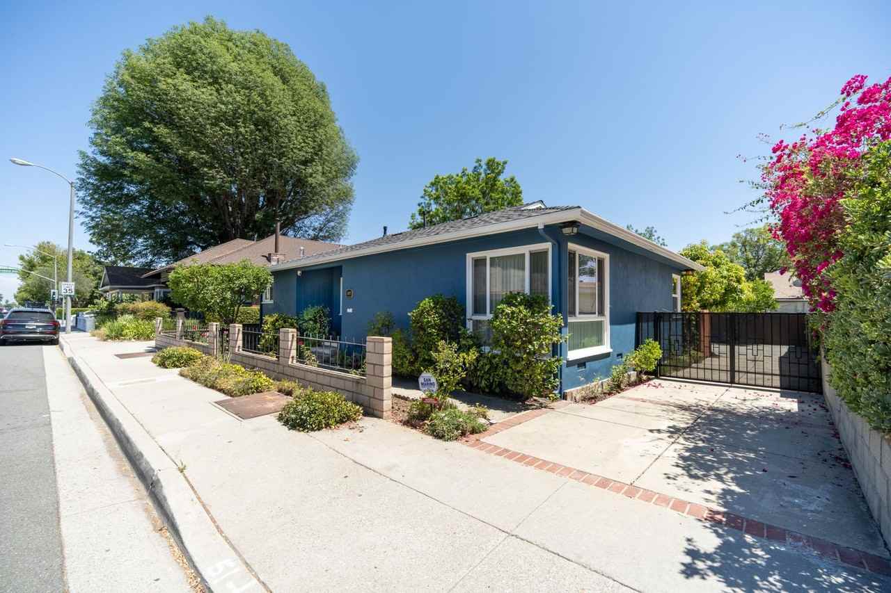 1007 Monterey Rd - Photo 2 of 32