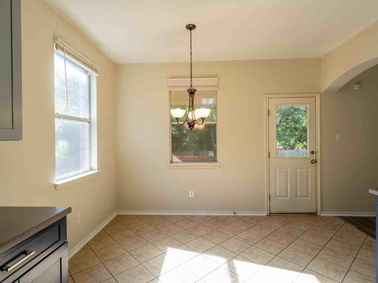1710 Lomita Dr - Photo 5 of 20