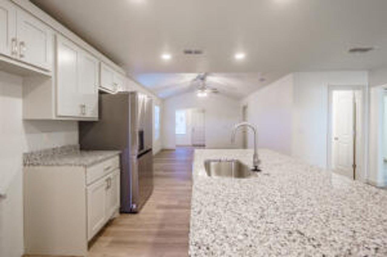 3626 E 3rd Pl - Photo 4 of 11