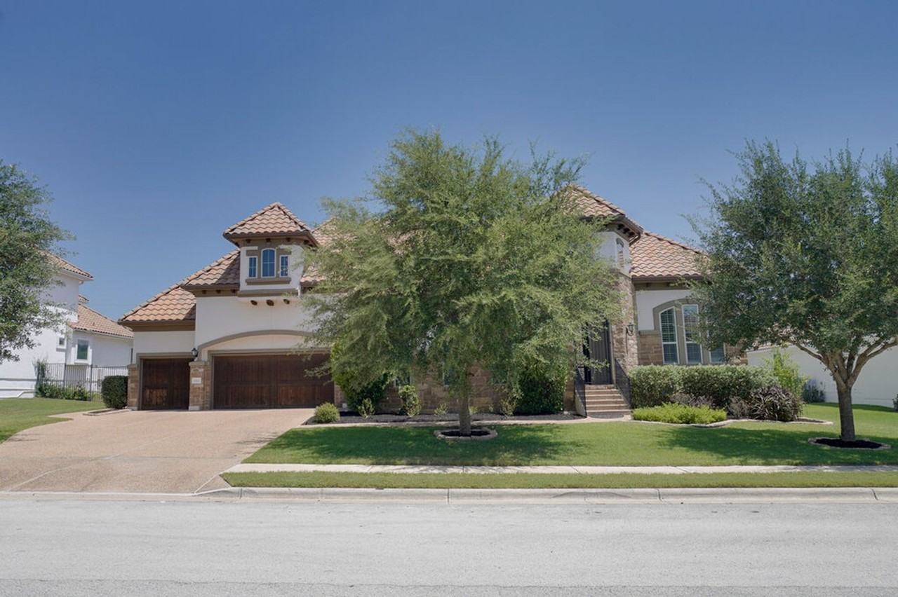 1520 Morning Moon Cir - Photo 2 of 20