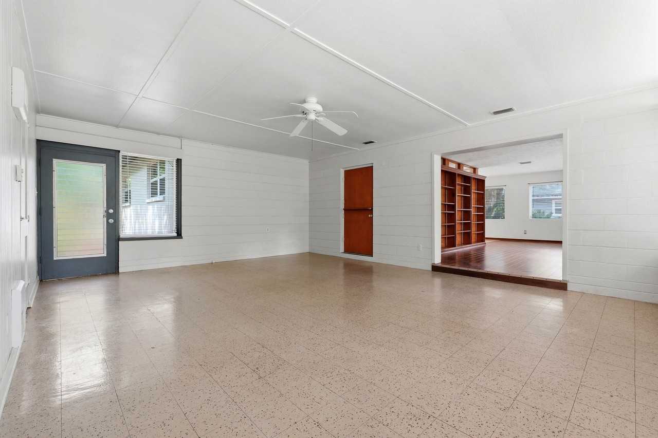 1038 Ne 21st Ave - Photo 4 of 28