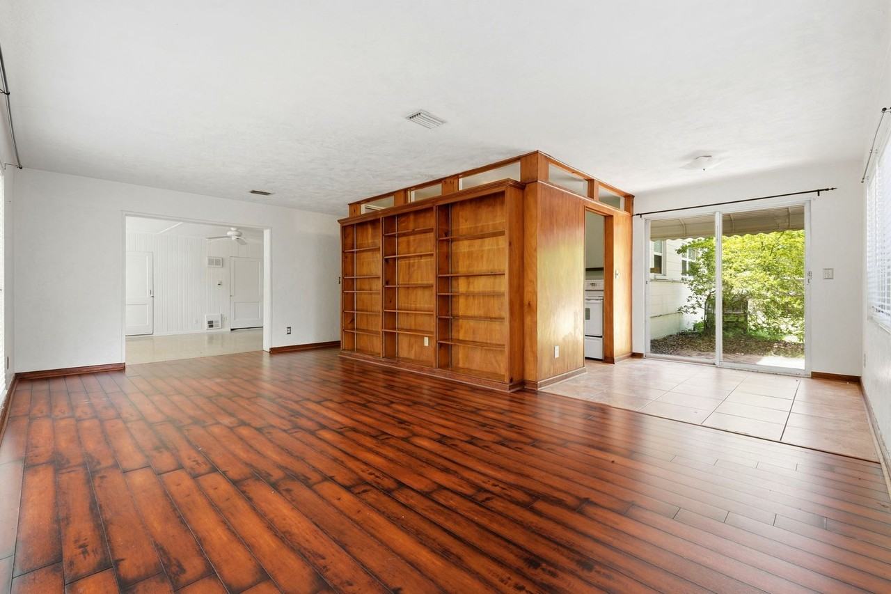 1038 Ne 21st Ave - Photo 6 of 28