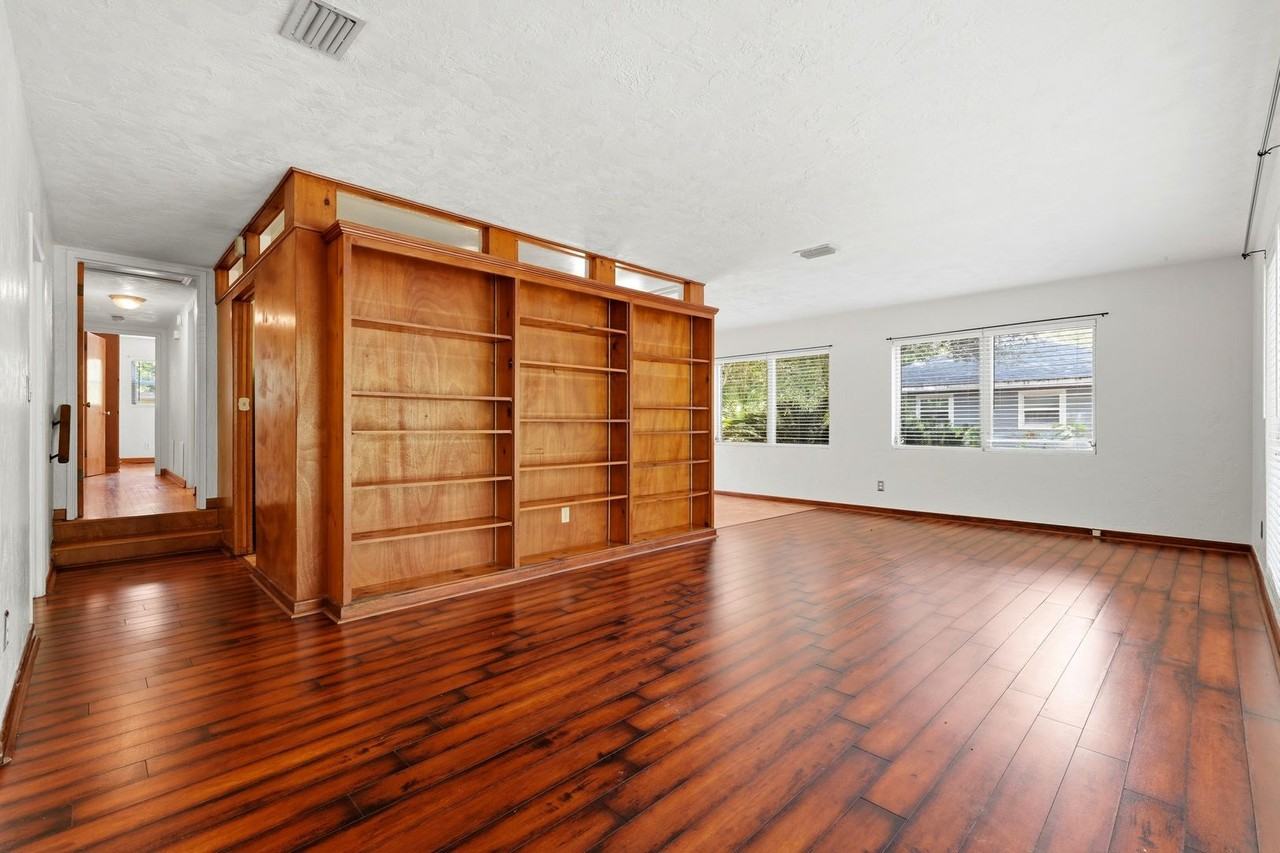 1038 Ne 21st Ave - Photo 7 of 28
