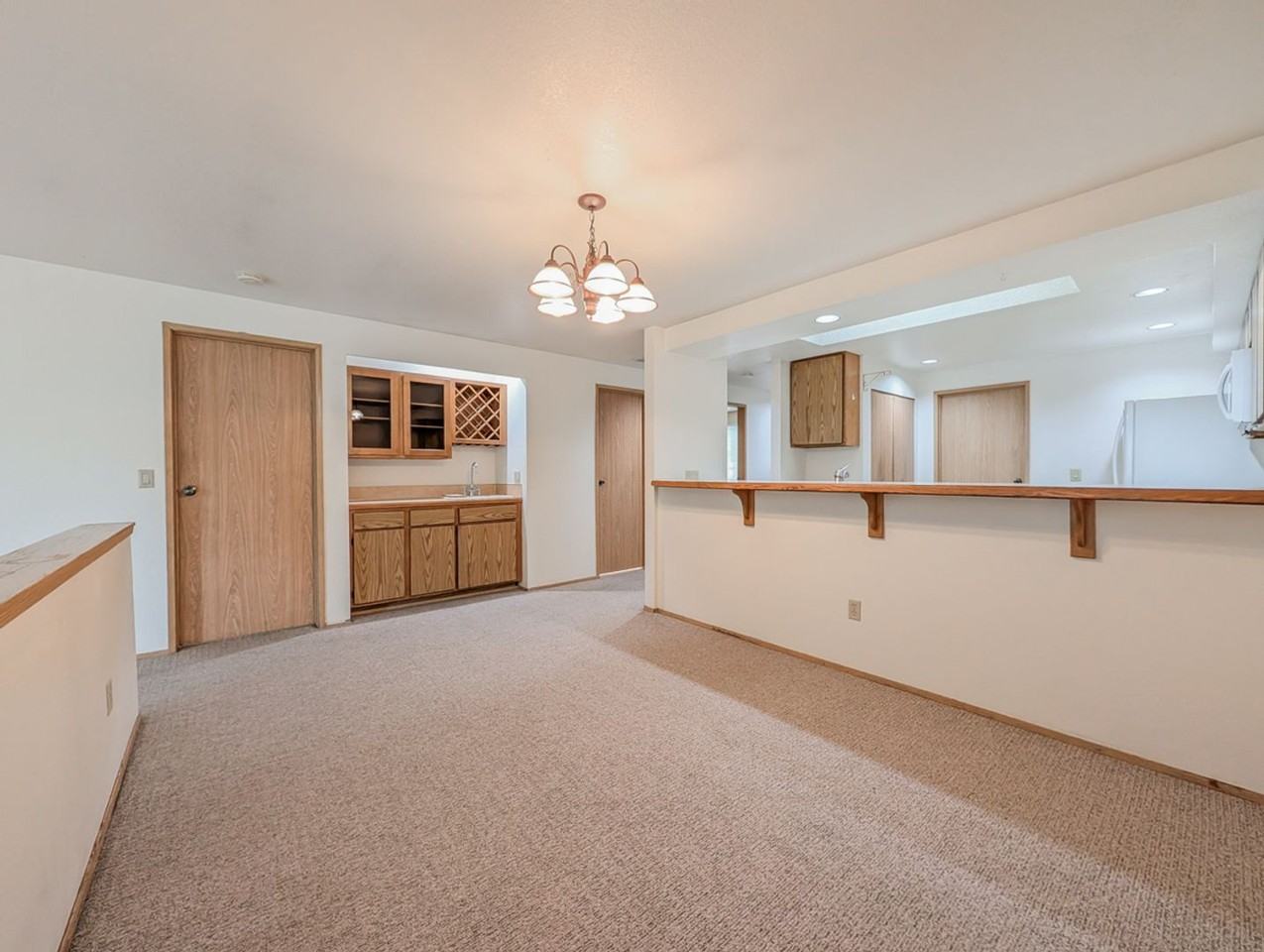4724 74th Pl Ne - Photo 6 of 15