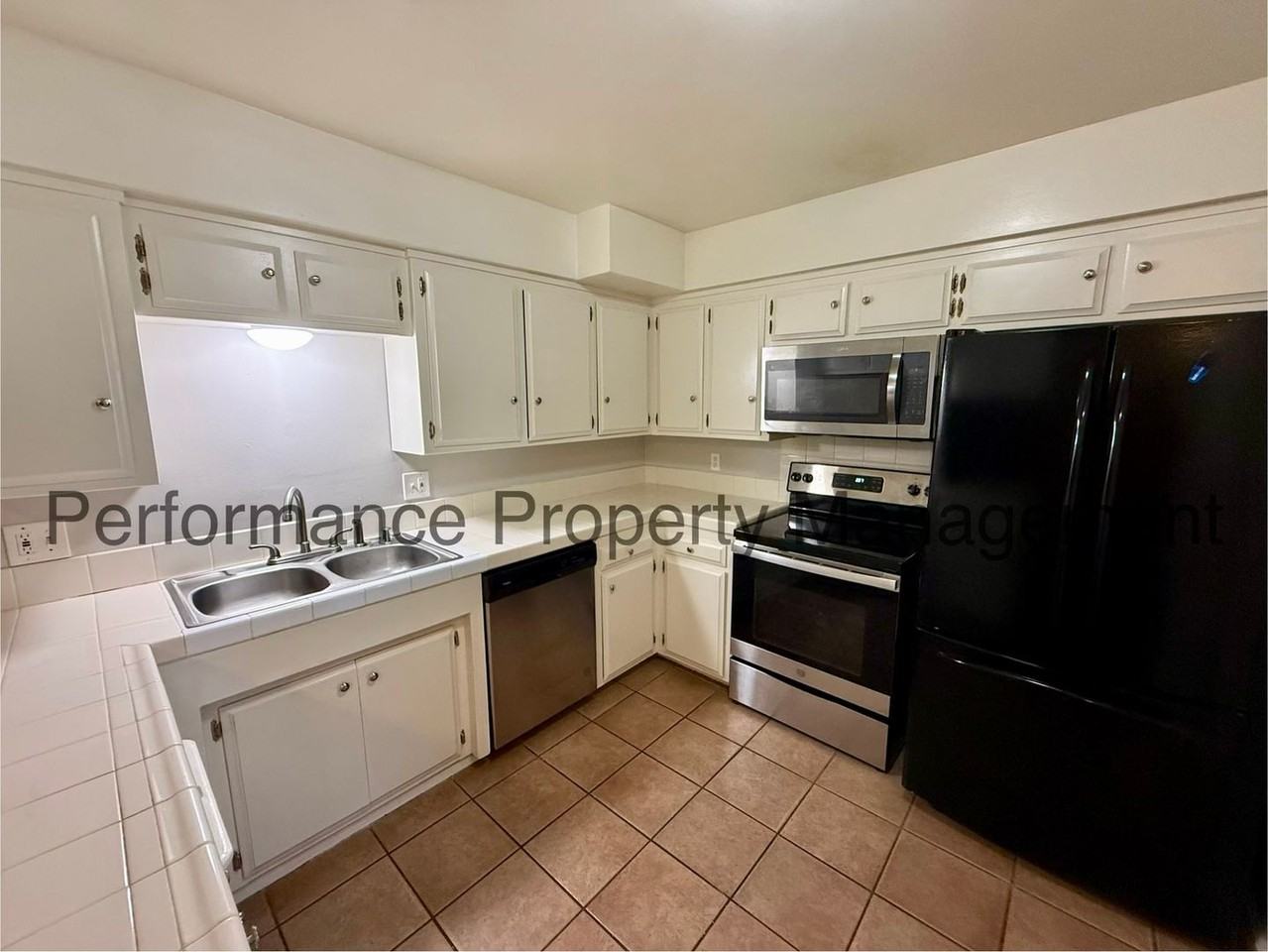 5101 Hunter Ave #7 - Photo 5 of 18