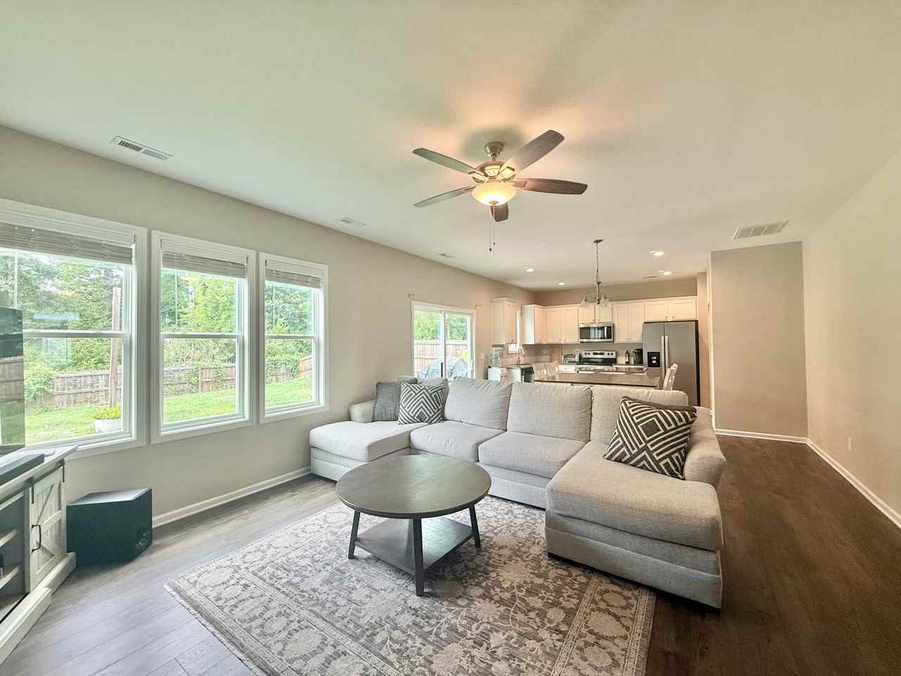 305 S Kramer Path - Photo 5 of 24