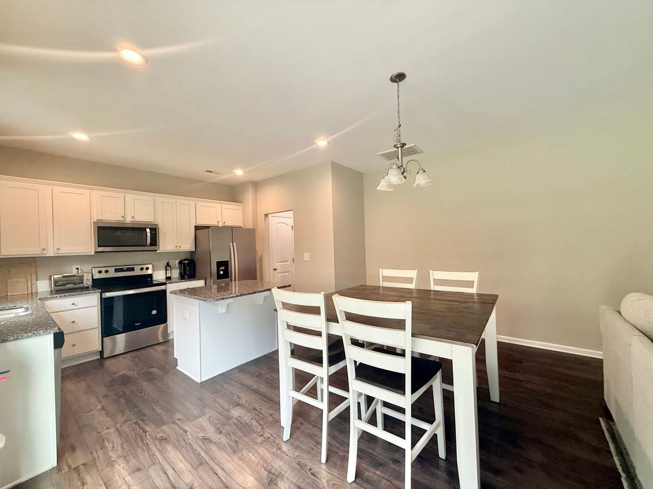 305 S Kramer Path - Photo 6 of 24