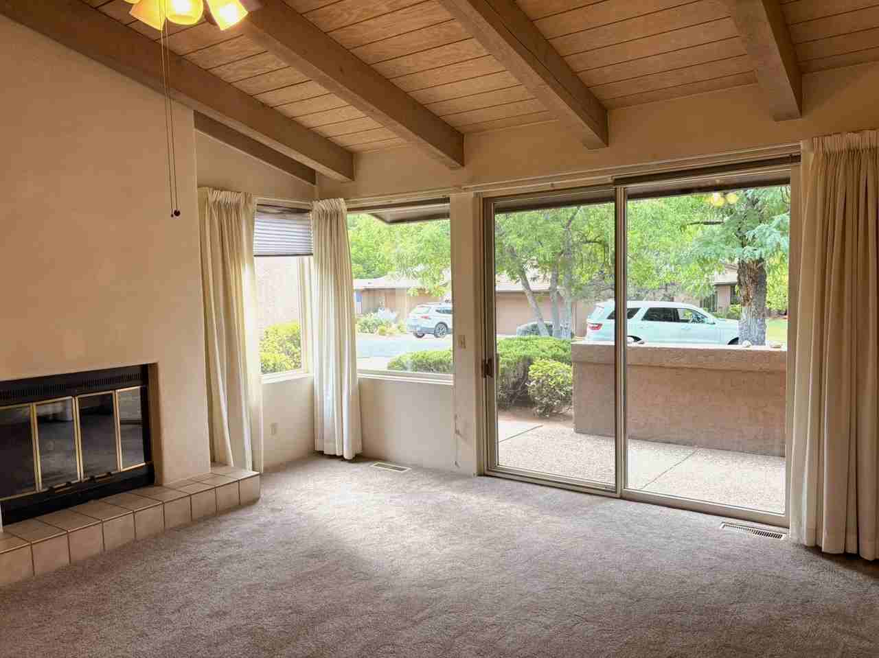 21 Red River Rd - Photo 6 of 25