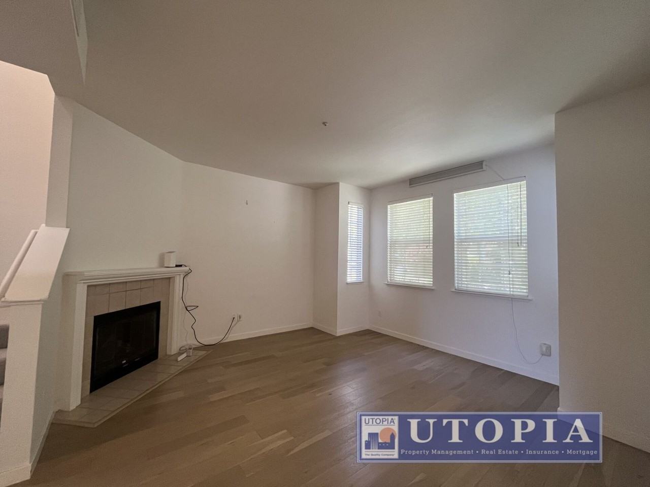 313 Village Cir - Photo 3 of 42