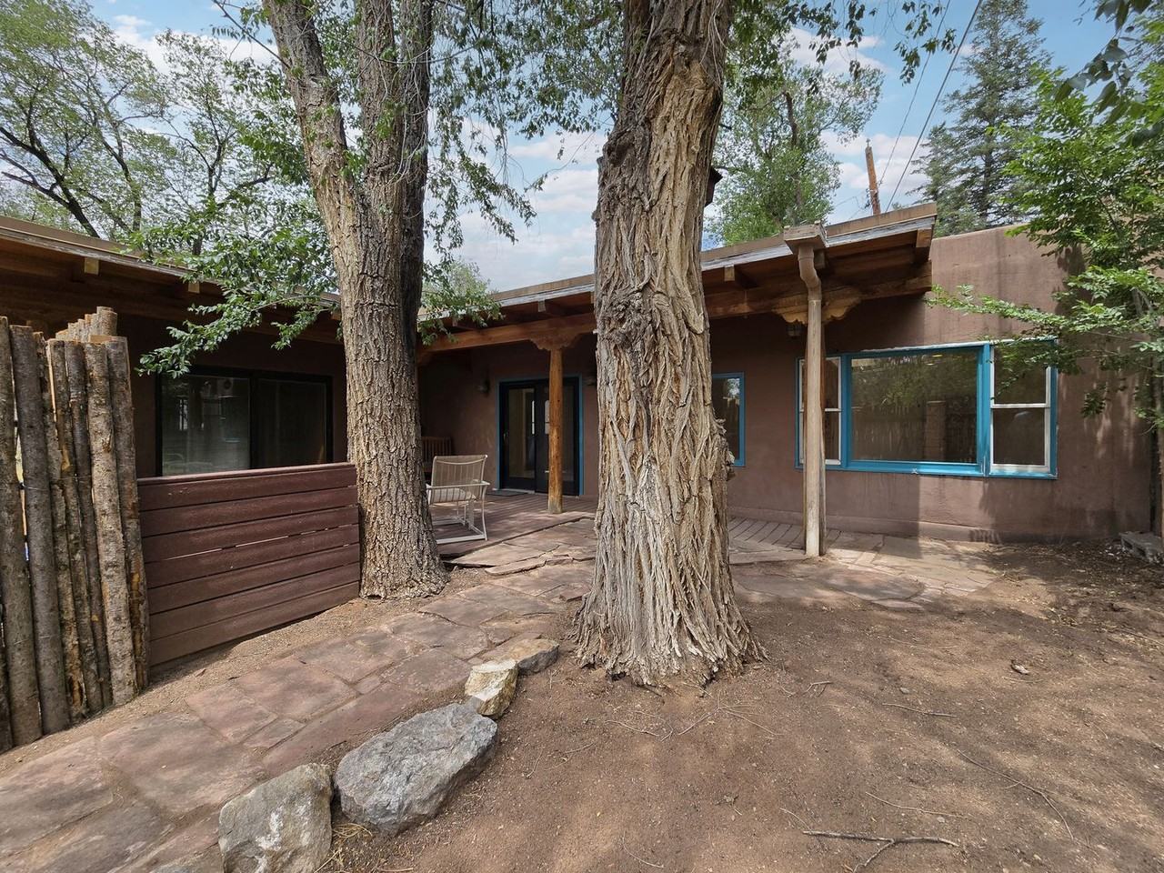 505 Grant Ave #B - Photo 2 of 24