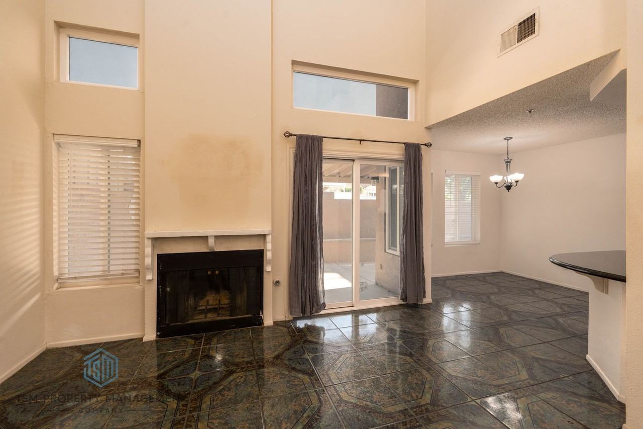 14789 Cinnamon Dr - Photo 4 of 19
