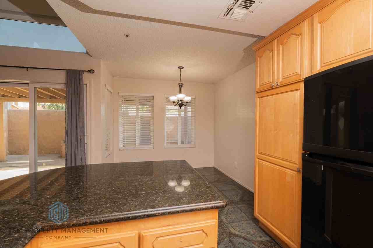 14789 Cinnamon Dr - Photo 7 of 19