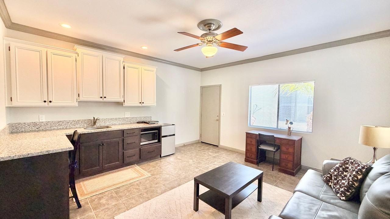3835 3835 Cedar Vale Way Guest Home - Photo 3 of 21