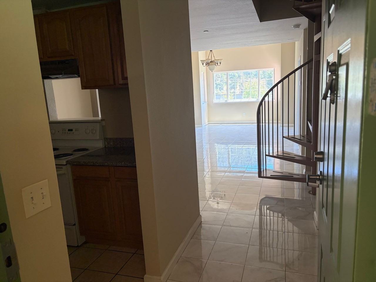 158 Caldecott Ln - Photo 2 of 12