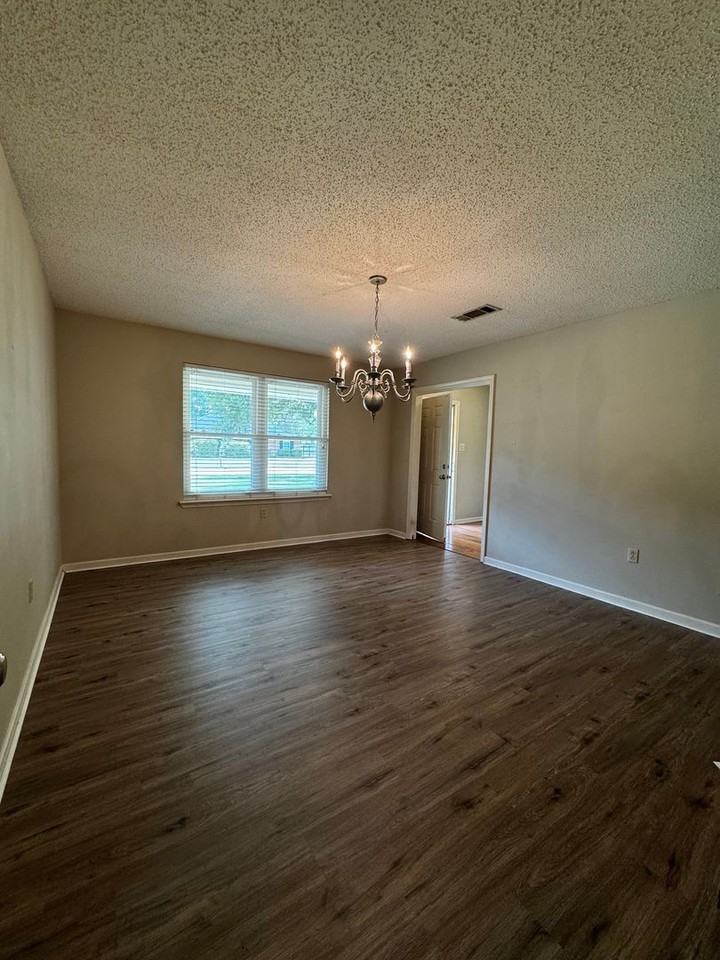 13219 Ouachita Ave - Photo 2 of 29