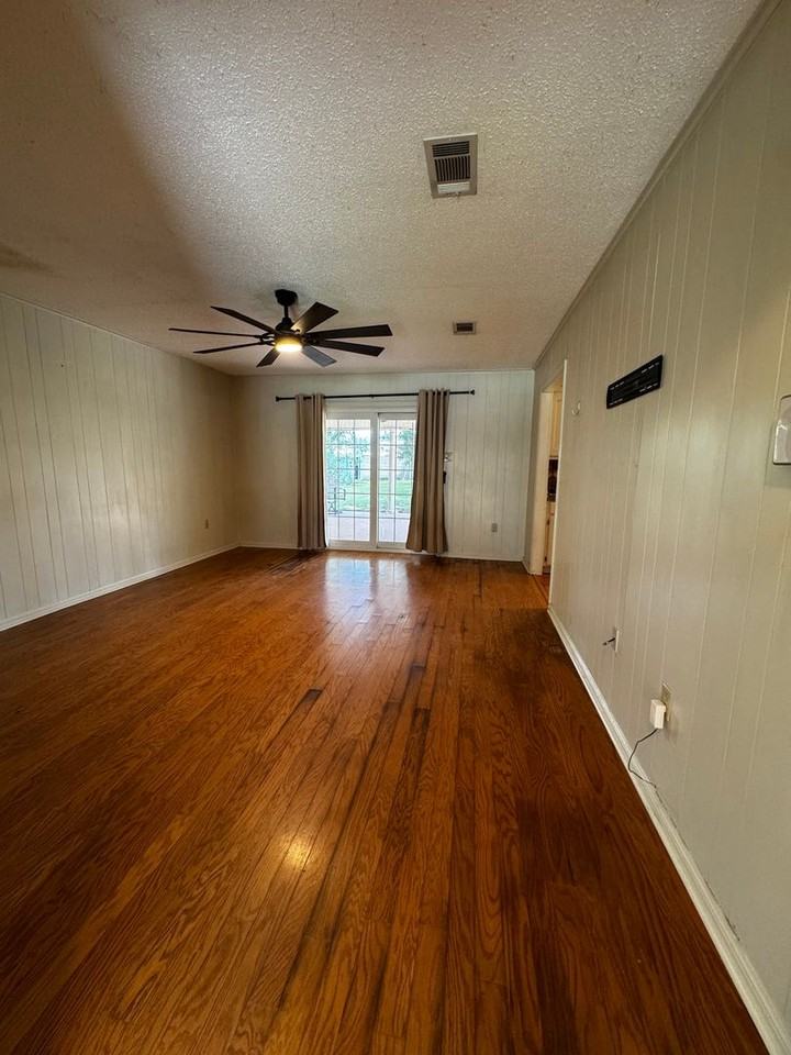13219 Ouachita Ave - Photo 4 of 29