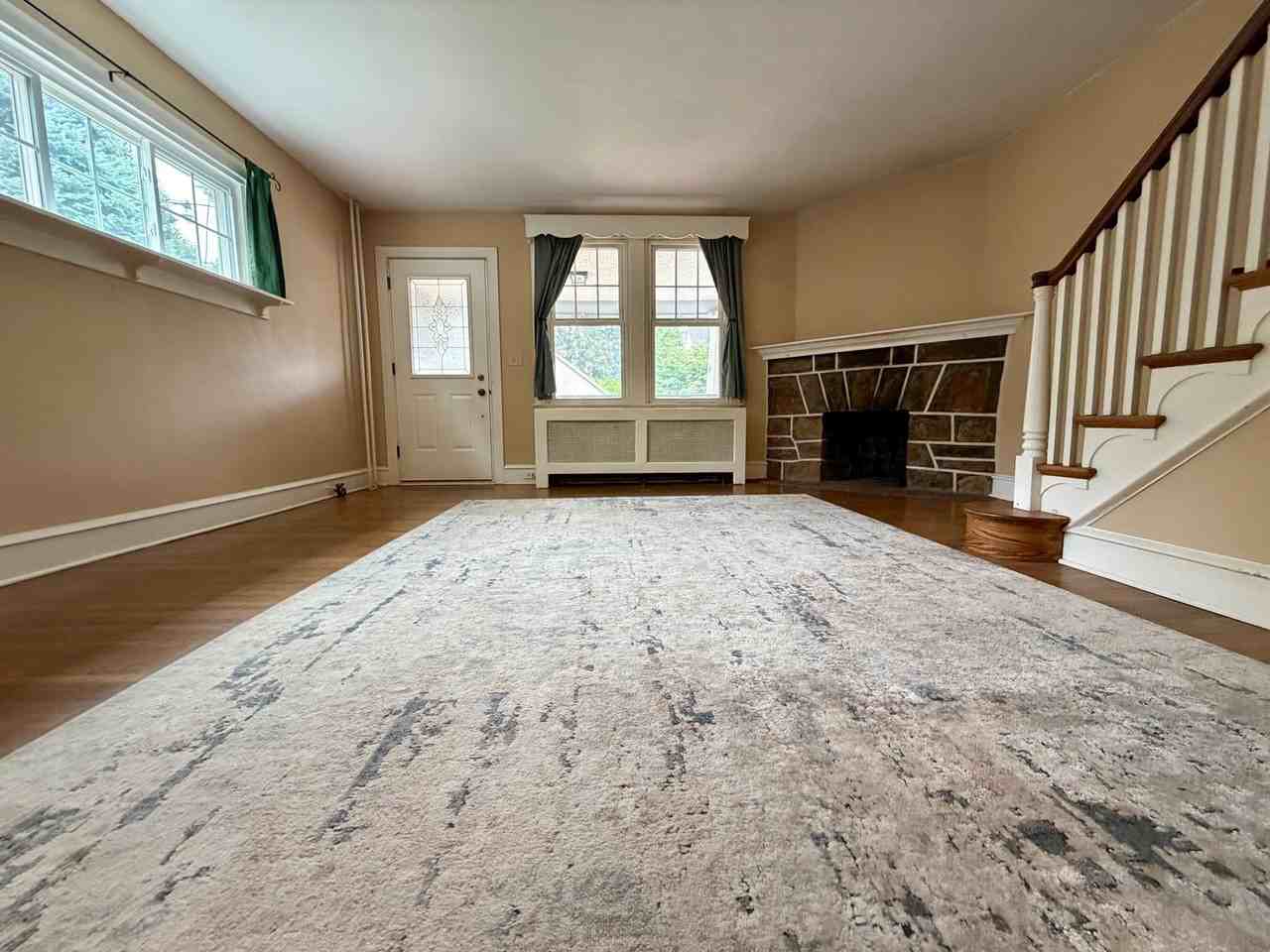 25 N Concord Rd - Photo 6 of 50