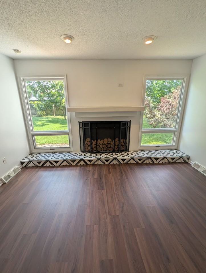 622 Laurel Dr - Photo 3 of 23