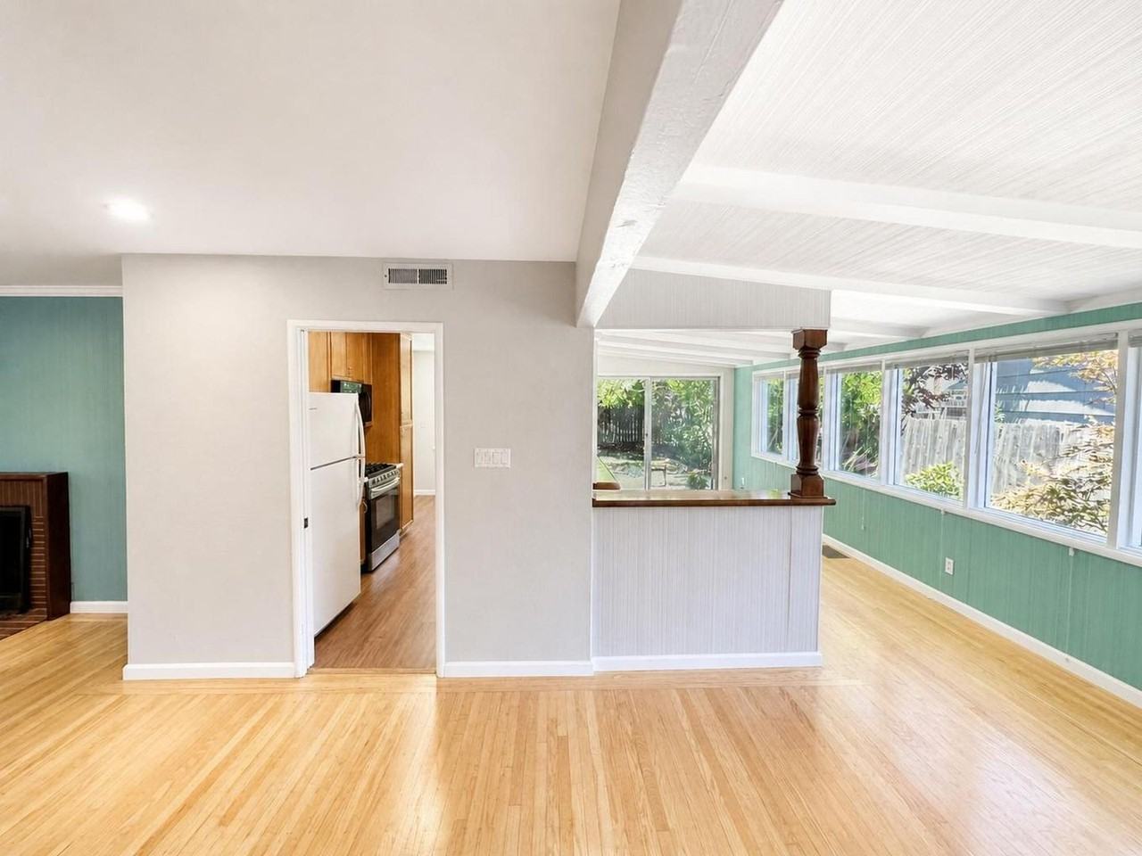 4549 Lippi Pkwy - Photo 6 of 39