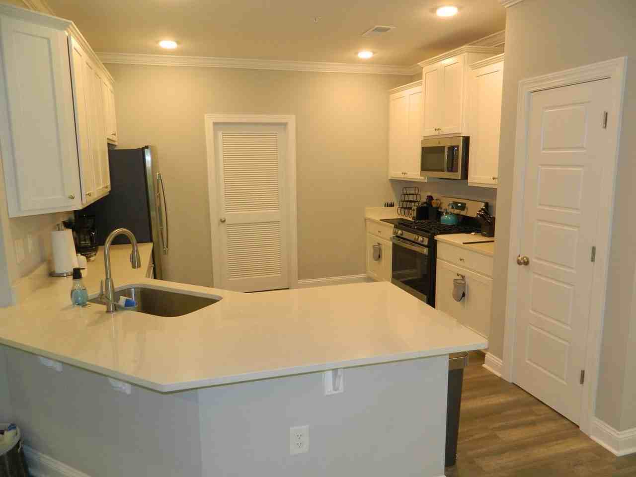 1407 Gooseneck Pl #201 - Photo 3 of 19