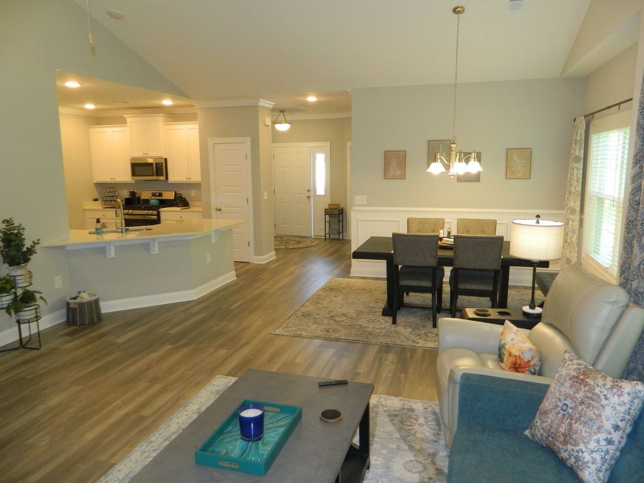 1407 Gooseneck Pl #201 - Photo 6 of 19