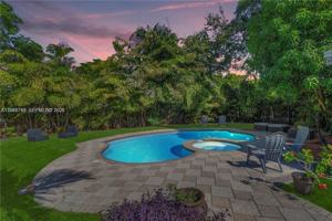 featured image of 1875 Alamanda Dr