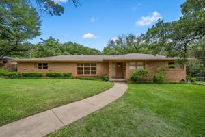 featured image of 7808 Delhi Rd