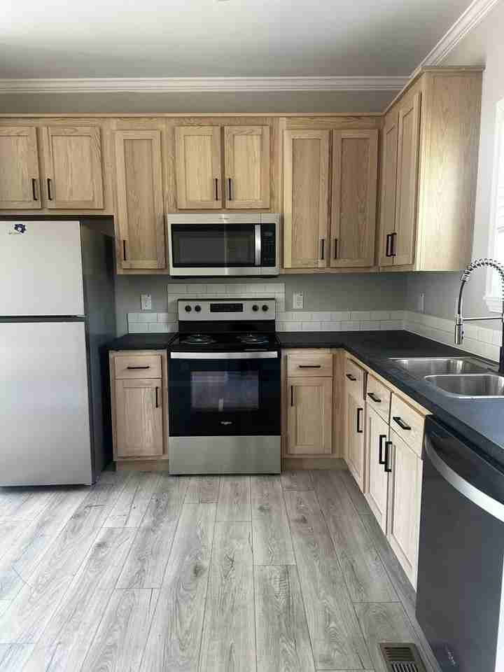 269 269 Chamberlain Way - Photo 4 of 11
