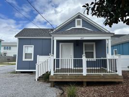 featured image of 407 S A St