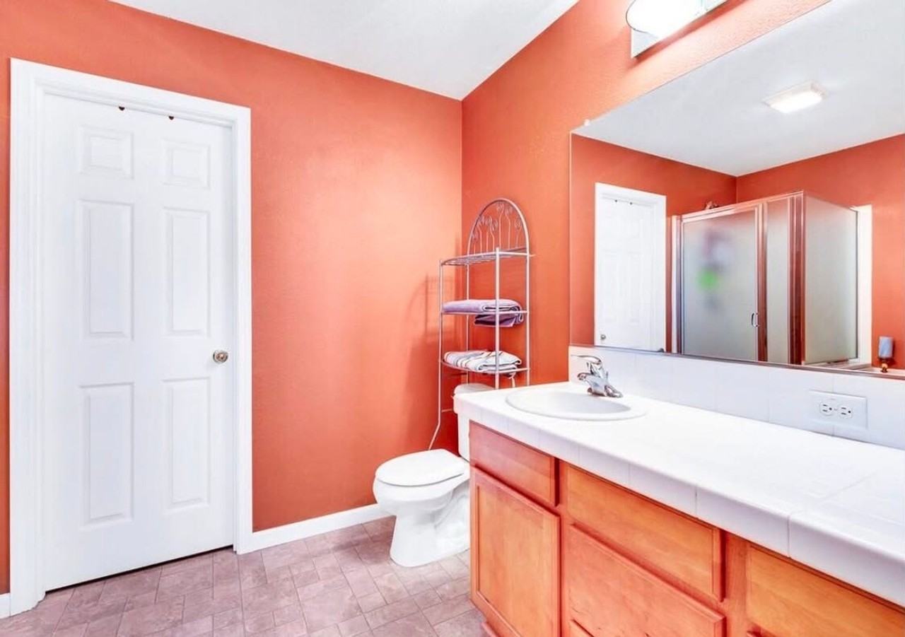 2089 Sw 33rd St - Photo 6 of 23