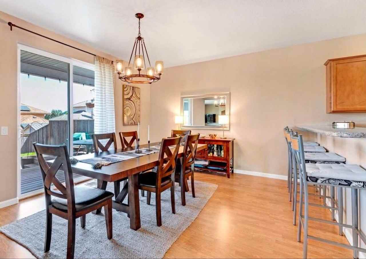 2089 Sw 33rd St - Photo 7 of 23