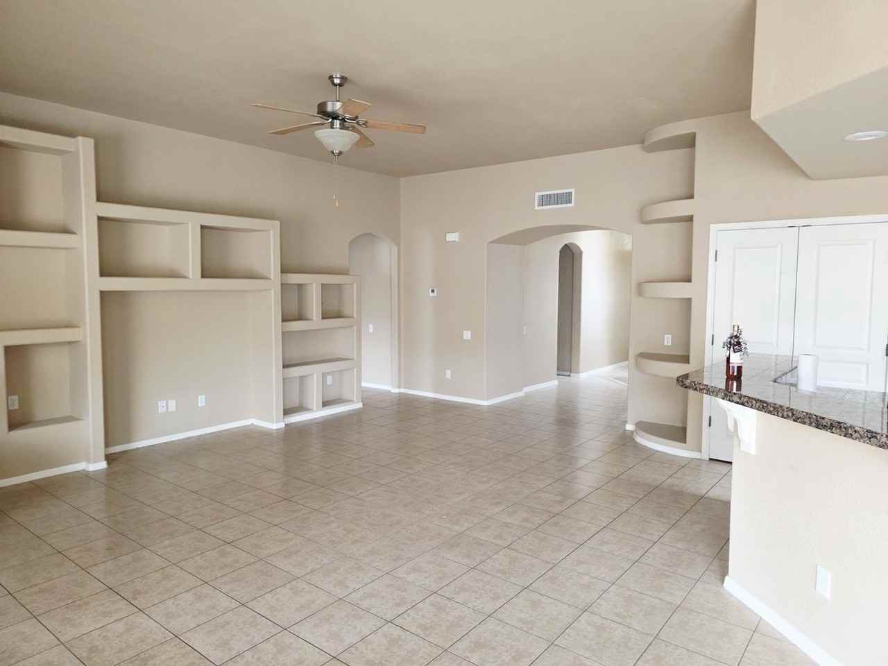 5705 Ireland Dr - Photo 4 of 11