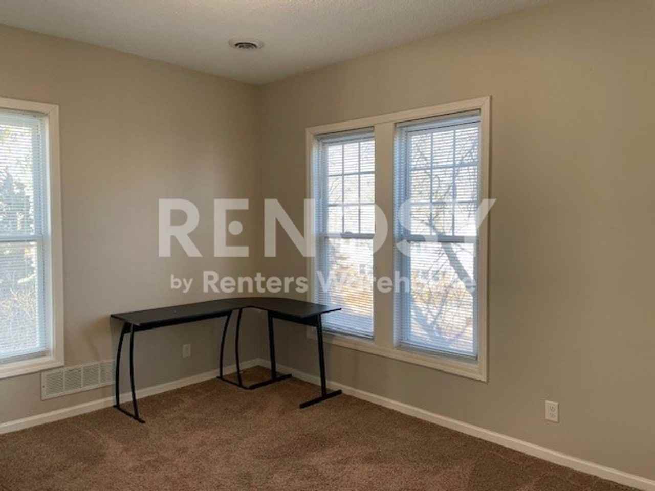 708 Randolph Ave - Photo 3 of 27