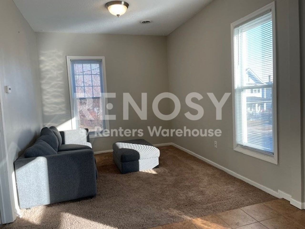 708 Randolph Ave - Photo 5 of 27