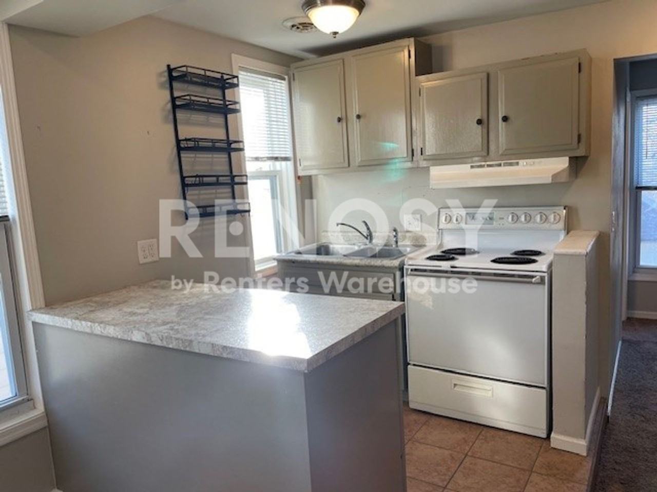 708 Randolph Ave - Photo 6 of 27