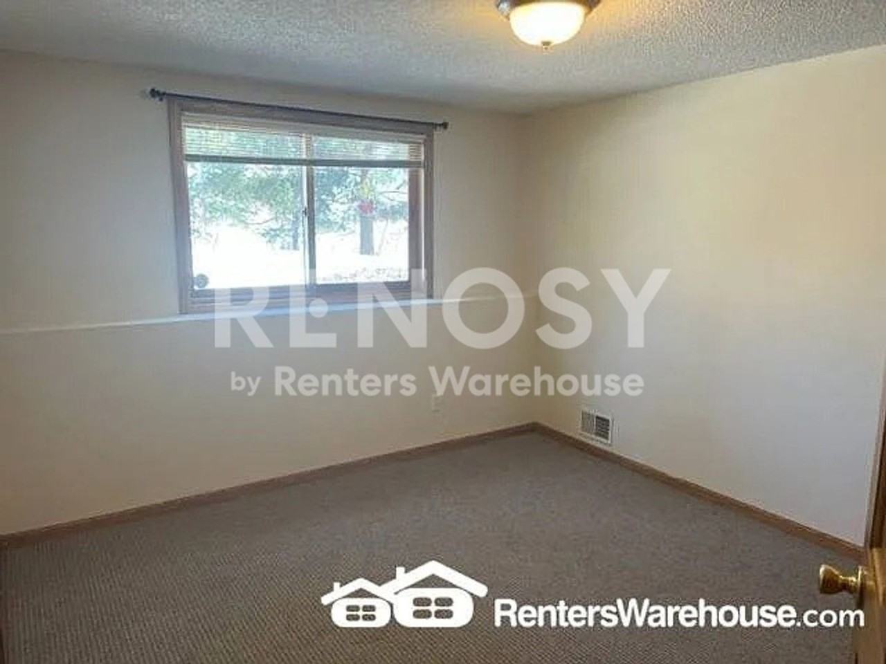 7854 9th St N - Photo 6 of 16