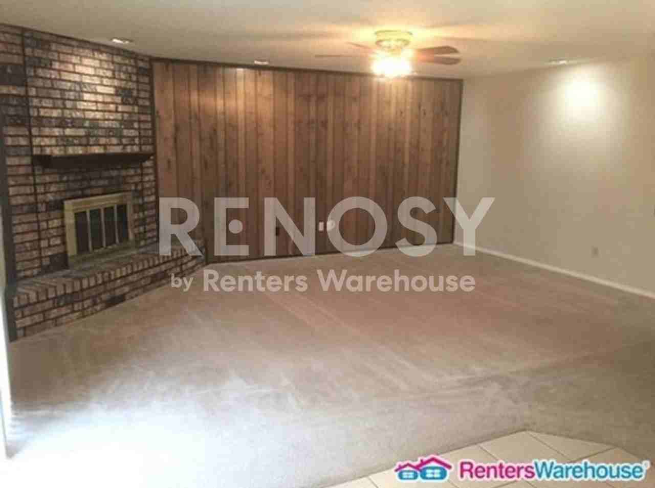 7517 Oak Ridge Dr - Photo 2 of 20