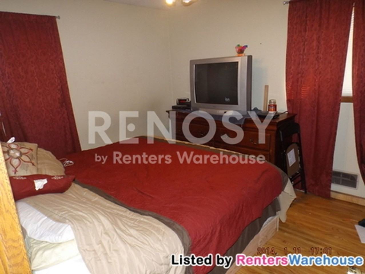 7404 Queen Ave S - Photo 5 of 21