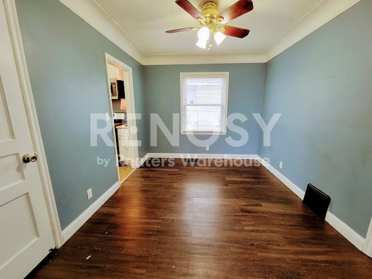 875 Agate St - Photo 3 of 18