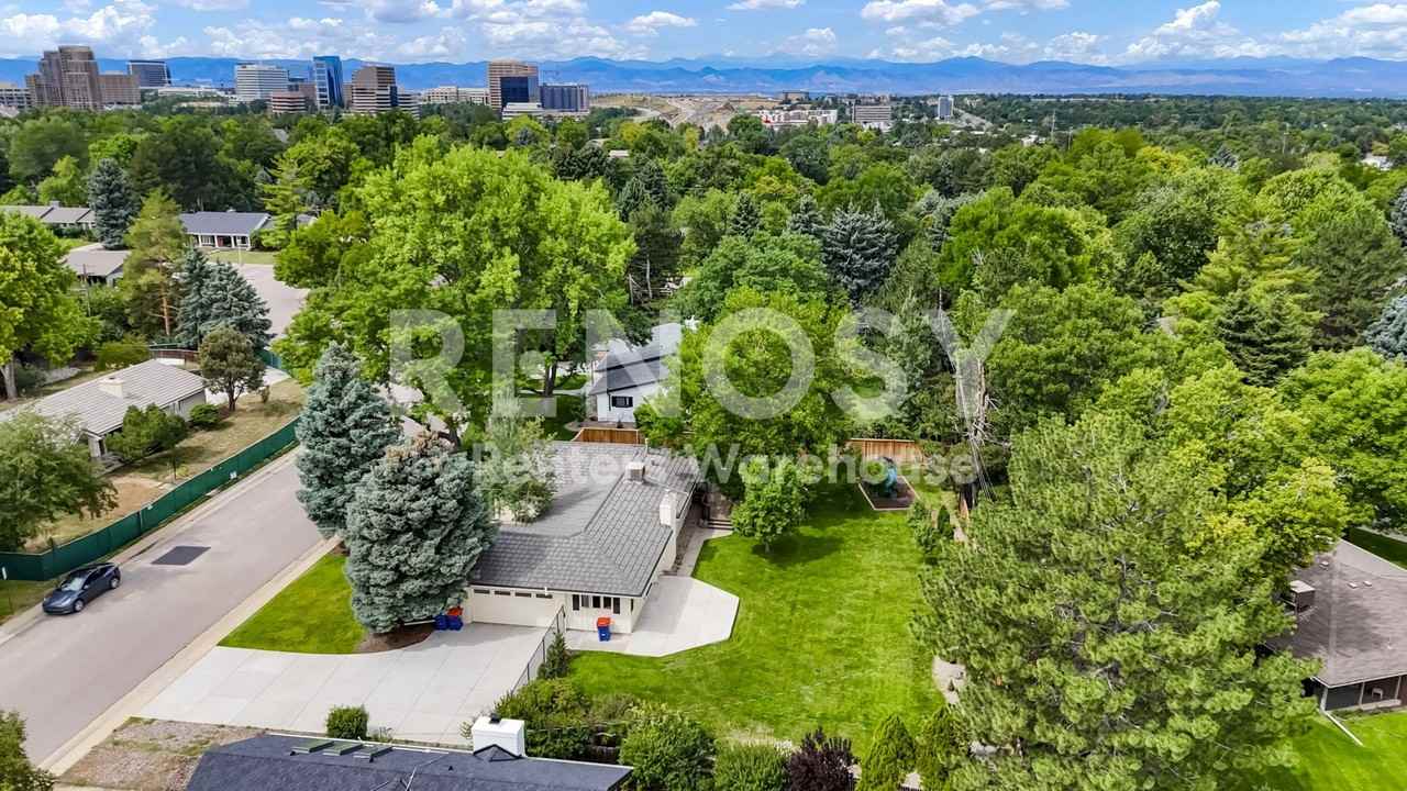 9189 E Radcliff Ave - Photo 4 of 41