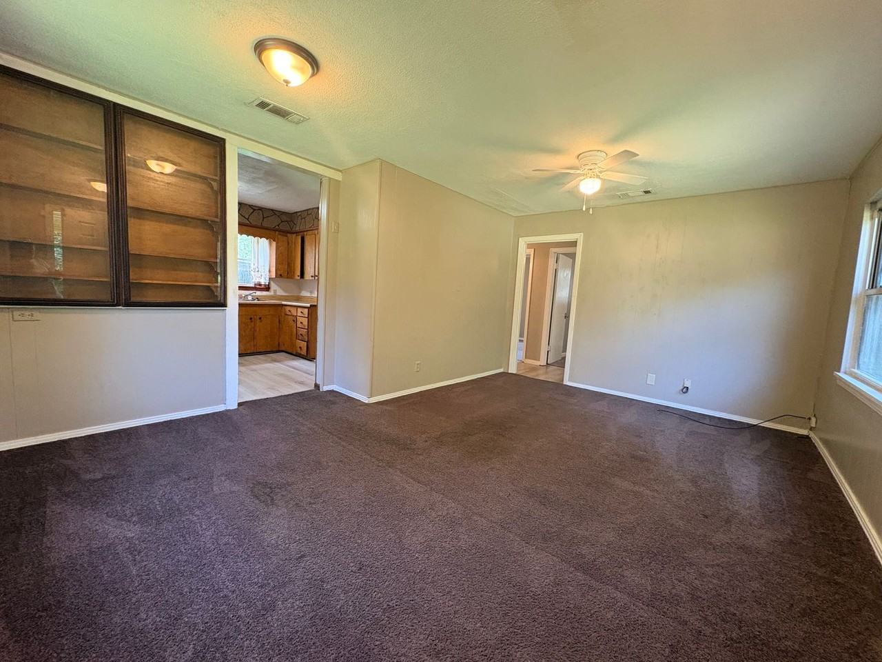 6301 Canal Blvd - Photo 3 of 16