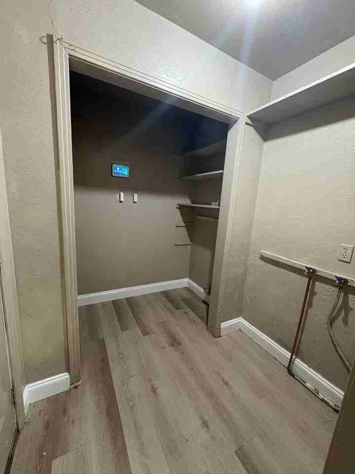 6301 Canal Blvd - Photo 7 of 16