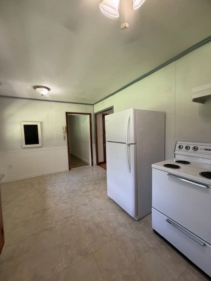 1109 Tapoco Ave - Photo 7 of 16