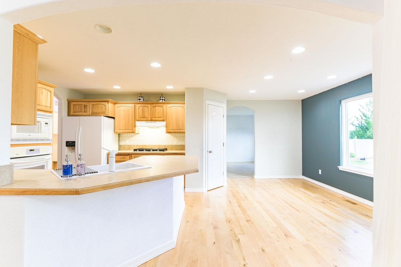 6296 S Black Oak Pl - Photo 5 of 32
