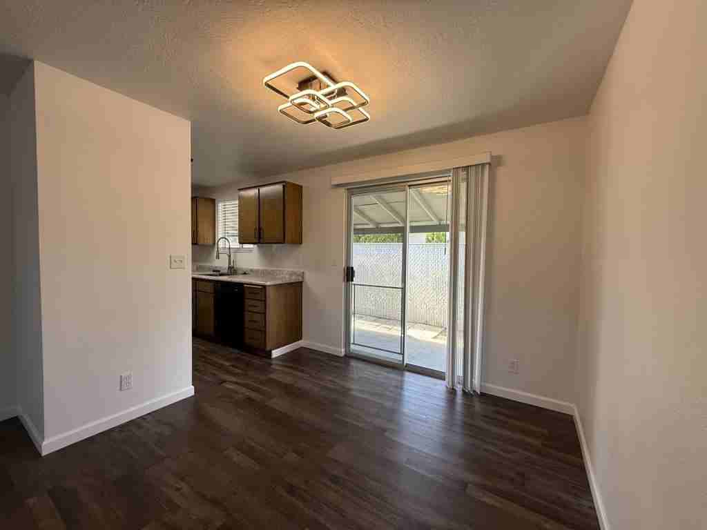 1608 Leonard Rd - Photo 6 of 18