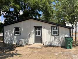 featured image of 210 Cates St